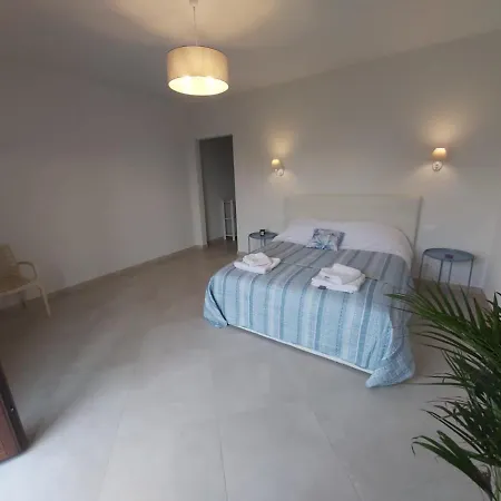 Lopiano Bed & Breakfast *
